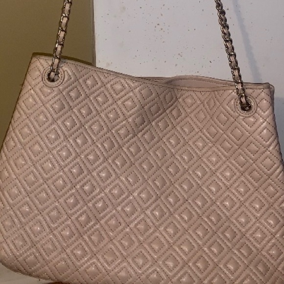Tory Burch Marion Diamond Quilted Leather Tote - Picture 8 of 14
